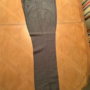 Banana Republic Slim Fit Men's Charcoal Linen/Cotton Kentfield Chinos